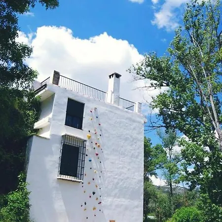 Conviven Ecocultural Hostel