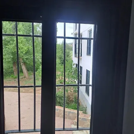 Conviven Ecocultural Hostel *